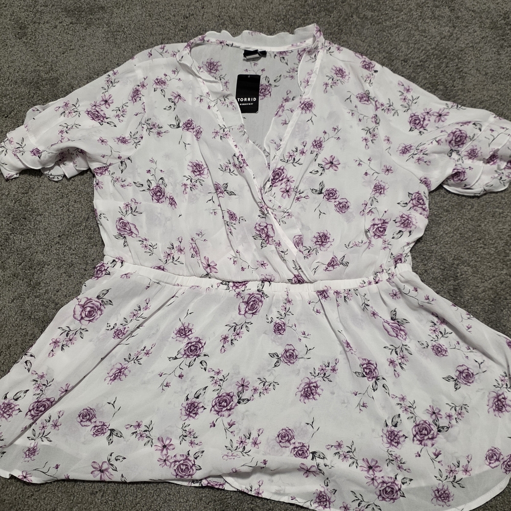 Torrid White Floral Wrap Peplum Top 2